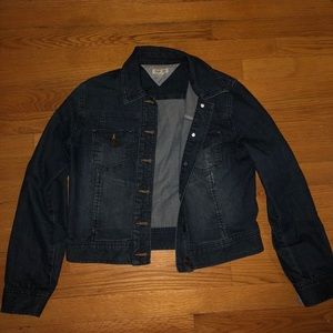 Jean jacket size small